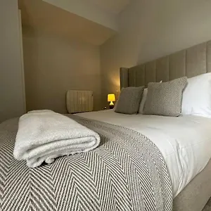 Superior Stay, Sophia Gardens, Centre And Stadium Sleeps 4 Cardiff