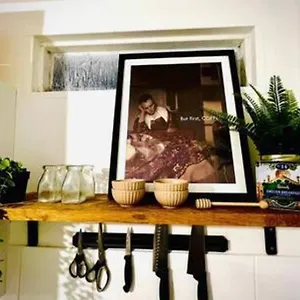 Cosy - Stylish - Close To Centre Cardiff