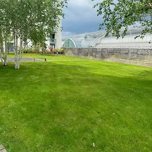 Modern Centre - Prime Location Cardiff